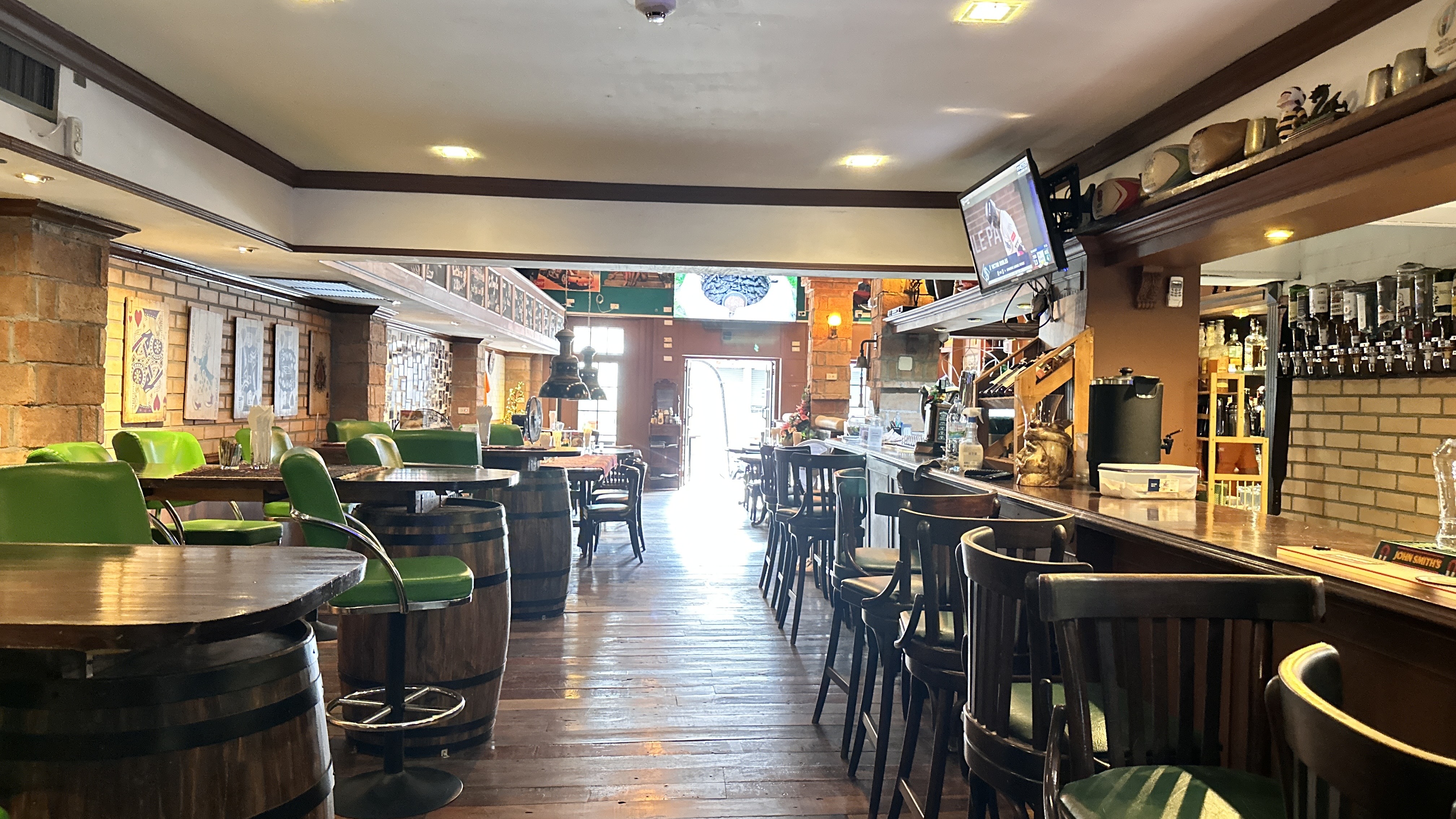 Irish Clock interior